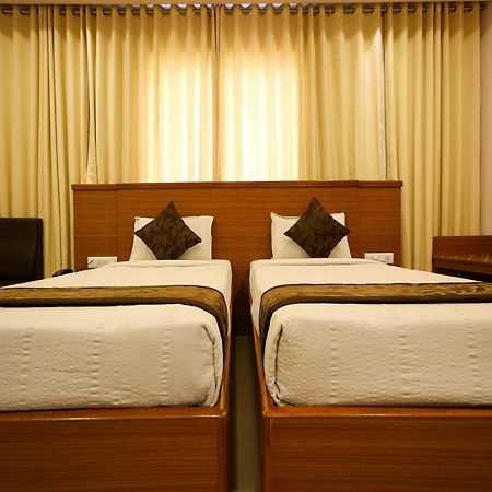 Oyo 6960 Kengeri Hotel Bengaluru Kültér fotó