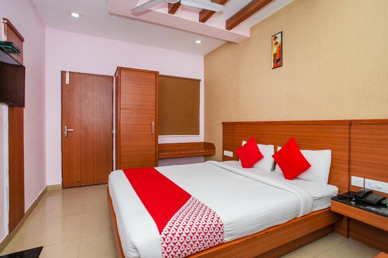 Oyo 6960 Kengeri Hotel Bengaluru Kültér fotó